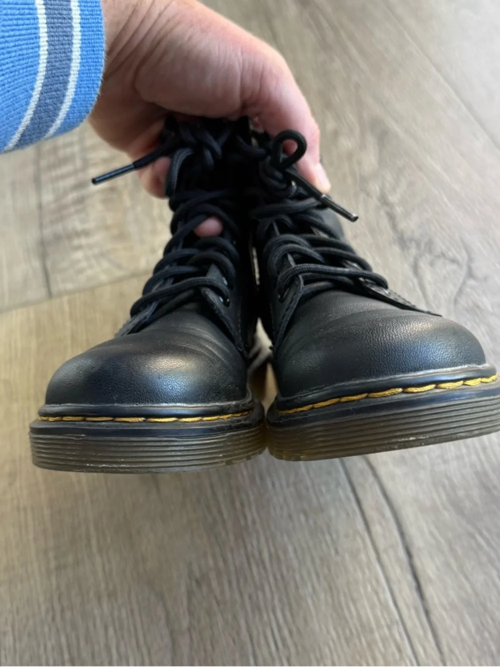 Doc Martens 13C girls combat boots black leather lace up 15382